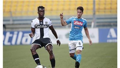 نابولي يخسر من بارما 1/2 في الدوري الإيطالي
