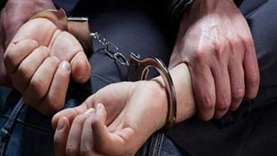 ضبط عاطل استولى على  أموال اثنين من العاملين بالخارج  في سوهاج