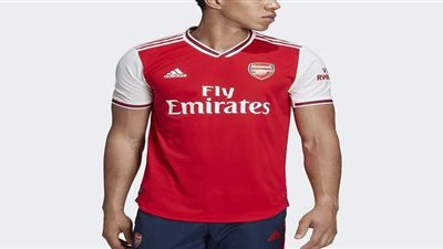 بـ100 جنيه استرليني.. أرسنال يعرض قميصه الجديد للجمهور/ فيديو