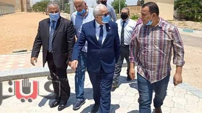 نائب وزير التربية والتعليم يتفقد كنترول الثانوية بمجمع الإسماعيلية
