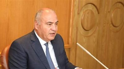 إحالة  رئيس الوحدة الزراعية بالجبلاو في قنا إلى النيابة الإدارية