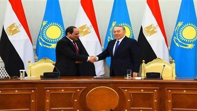 رئيس كازاخستان مهنئا السيسي بثورة 23 يوليو.. مصر اليوم دولة قوية في العالم