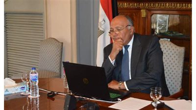 وزير الخارجية يجري اتصالات هاتفية مع 4 وزراء أجانب لبحث تطورات الأوضاع في ليبيا