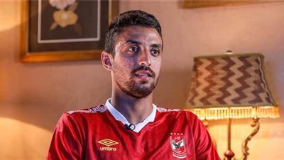 موقف طاهر محمد مع الأولمبي حال عدم مشاركته مع الأهلي.. شوقي غريب يجيب