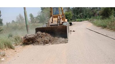 حملة نظافة وصيانة للطرق في نجع حمادي بقنا  | صور