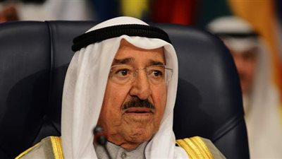 أمير الكويت يغادر إلى الولايات المتحدة لاستكمال العلاج