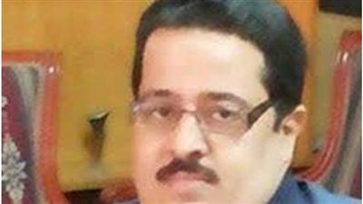 خبير اقتصادي: ضريبة الدمغة لا تراعي الظروف المحيطة بالمستثمرين