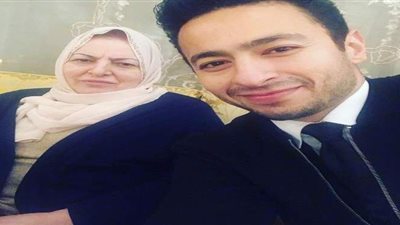حمادة هلال يرثي والدته ويدعو لها  بكلمات مؤثرة