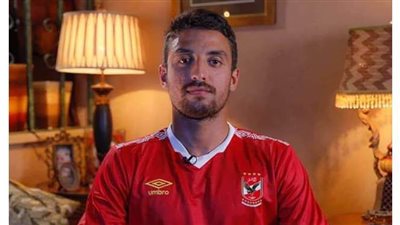 حقيقة الإصابة المزمنة لنجم الأهلي الجديد طاهر محمد