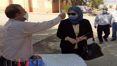 محافظ بني سويف يتابع سير إمتحانات الدبلومات في يومها الأول | صور