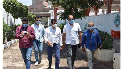 وزير الرياضة يتابع الأعمال الإنشائية بمركزي شباب عزبة النخل والصفا