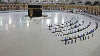 وصول أول دفعة حجاج قادمة من القصيم لجدة بالسعودية | فيديو