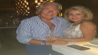 زوجة مصطفى فهمي تفاجئ متابعيها بأحدث إطلالتهما الصيفية | صور