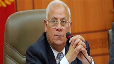 محافظ بورسعيد: للأجهزة التنفيذية دور هام في توعية المواطن لمنع استغلاله