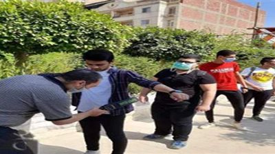 طلاب الدبلومات الفنية يؤدون امتحان اللغة العربية بلا مشاكل