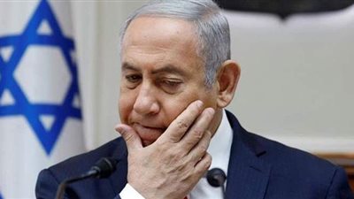 الأمن الإسرائيلي يستخدم سيارات الإطفاء لتفريق محتجين عند مقر إقامة نتنياهو | فيديو