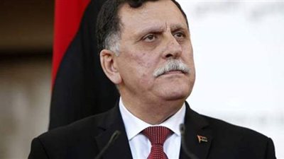 فائز السراج ينفي وجود علاقة بين حكومة الوفاق وزيارة برنارد ليفي