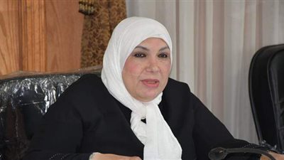 ١٠ آلاف ورقة حصيلة التصحيح الإلكتروني بجامعة القناة