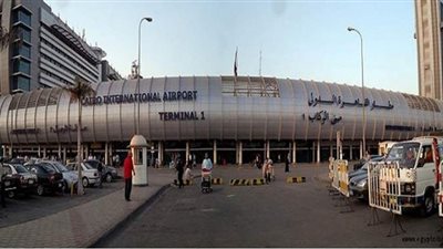 إقلاع ووصول 141 رحلة جوية لنقل 15 ألفا و 539 راكبا بمطار القاهرة