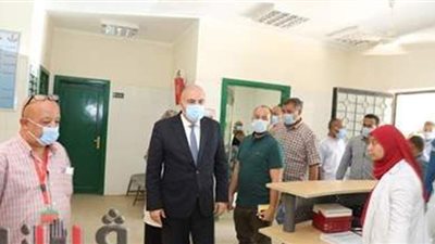 محافظ قنا: توافر أمصال العقرب والثعبان بالوحدات الصحية