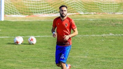 تفاصيل تجديد عقد الأهلي مع كريم يحيي