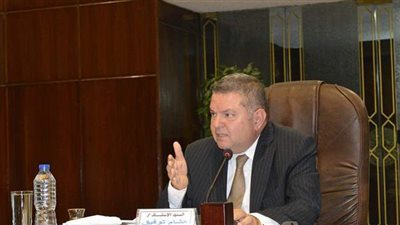 وزير قطاع الأعمال: تنفيذ مصانع جديدة للملابس القطنية بـ10 مليارات جنيه