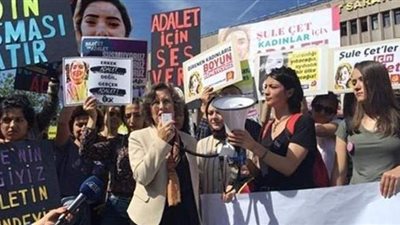 تظاهرات نسائية في تركيا دفاعاً عن معاهدة إسطنبول