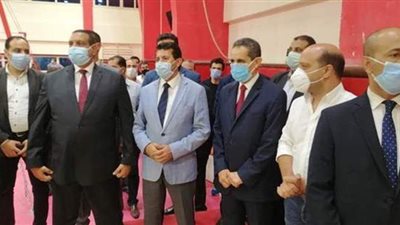 وزير الرياضة يشيد بمعسكر منتخب الجمباز في المركز الأولمبي | صور