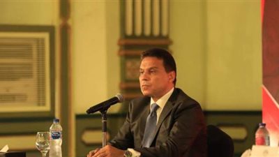 لاعب الأهلي السابق يكشف حقيقة أزمته مع البدري وفرص انضمامه للمنتخب