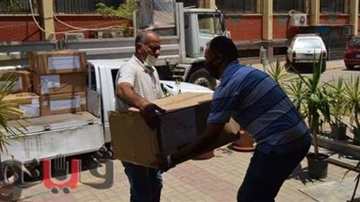 جامعتان صينيتان تهديان ٣٠ ألف ماسك طبي لمستشفيات جامعة عين شمس