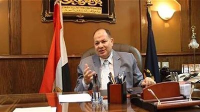 محافظ أسيوط يقدم واجب العزاء لأسرة الشهيد البطل نادر رشاد