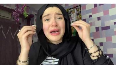 إسدال الستار على محاكمة حنين ومودة.. الحبس عامين وغرامة 300 ألف جنيه لكل منهما.. والمتهمتان تدخلان في نوبة بكاء