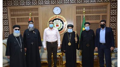 محافظ الدقهلية يستقبل وفد الكنيسة القبطية للتهنئة بعيد الأضحى