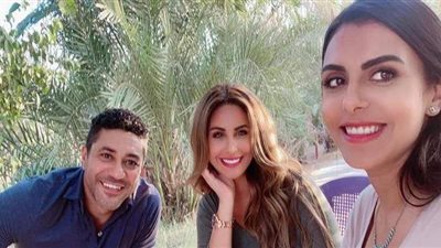 محمد عز ومي سليم فى كواليس تصوير 