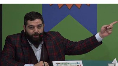 القبض على طه أون المقرب من داوود أوغلو