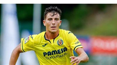 برشلونة يسعى للتعاقد مع صخرة دفاع فياريال