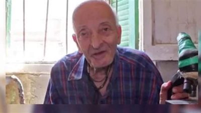 طبيب الغلابة.. حكاية دكتور وهَب حياته للفقراء ونال شهرته في أيامه الأخيرة