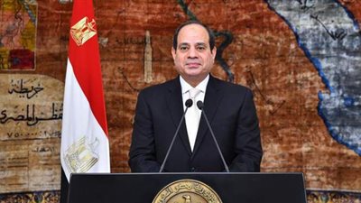 السيسي: بناء الأمم والشعوب ليس بالجيش فقط وإنما بالمصريين جميعاً