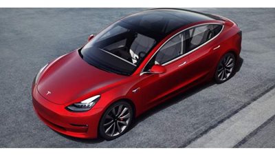 انزعاج رئيس تيسلا من سياراتهم المرتفعة الثمن