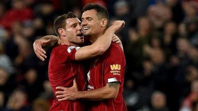 ميلنر مودعا صديقه لوفرين: 