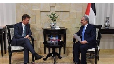 23 مليون يورو من الاتحاد الأوروبي لدفع رواتب السلطة الفلسطينية