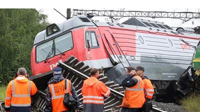 اصطدام قطارين في سان بطرسبورج الروسية | فيديو