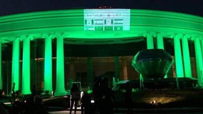 الصحة: إنارة المشروعات القومية والمعالم الأثرية في اليوم العالمي للالتهاب الكبدي