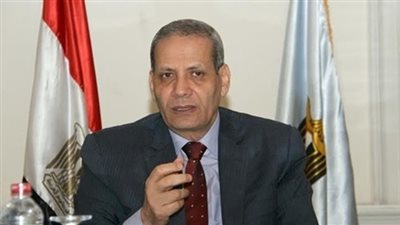 وزير التعليم يحيل 3 من لجان الإشراف المالي والإداري للنيابة