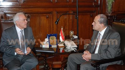 وزير الزراعة يلتقي سفير اليونان لبحث سبل التعاون