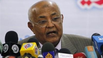 رئيس وزراء اليمن: المتحدثون عن فساد الحكومة أفسد الفاسدين