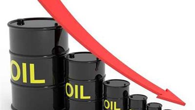 النفط يتراجع وسط جني أرباح بعد تسجيل أعلى مستويات 2016