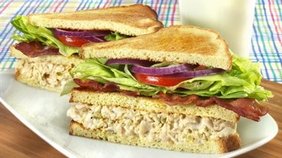 طريقة إعداد ساندويش «روستو التونة» من مطبخ الشيف سلمى