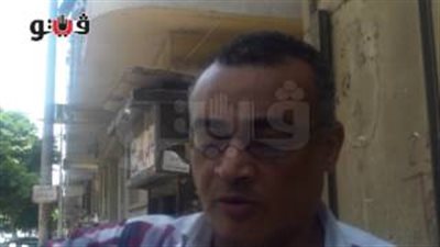 بالفيديو.. مواطن يهدد بالانتحار على أبواب «الوزراء».. عمرو: مرضيتش أضيع دم بريء فطالني إرهاب الإخوان.. الجناة قتلوا السائق القبطي وعرضوا على 100 ألف جنيه رشوة.. عندما رفضت أحرقوا منزلي وهددو