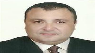 وسقط رأس الأفعى!